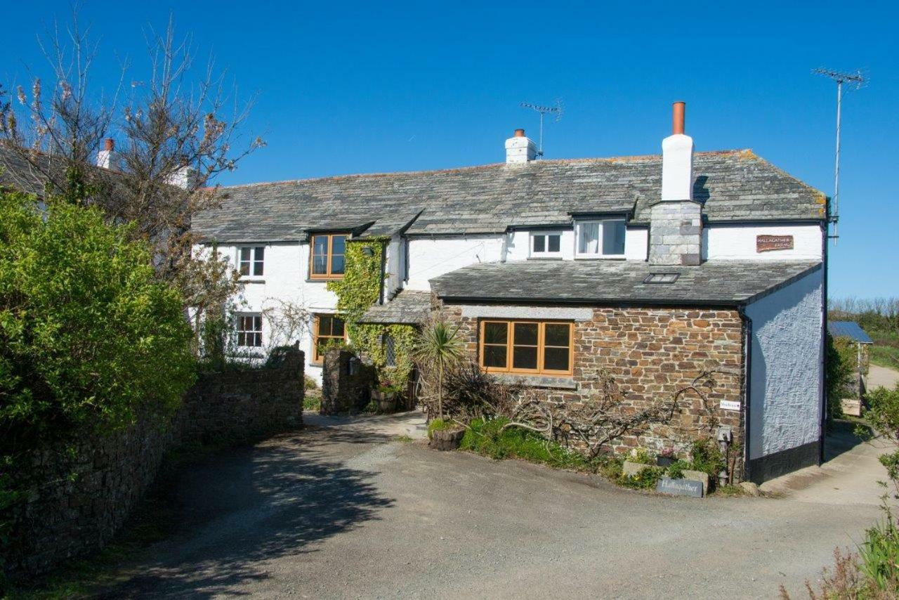 Hallagather Farmhouse Crackington Haven Exterior foto